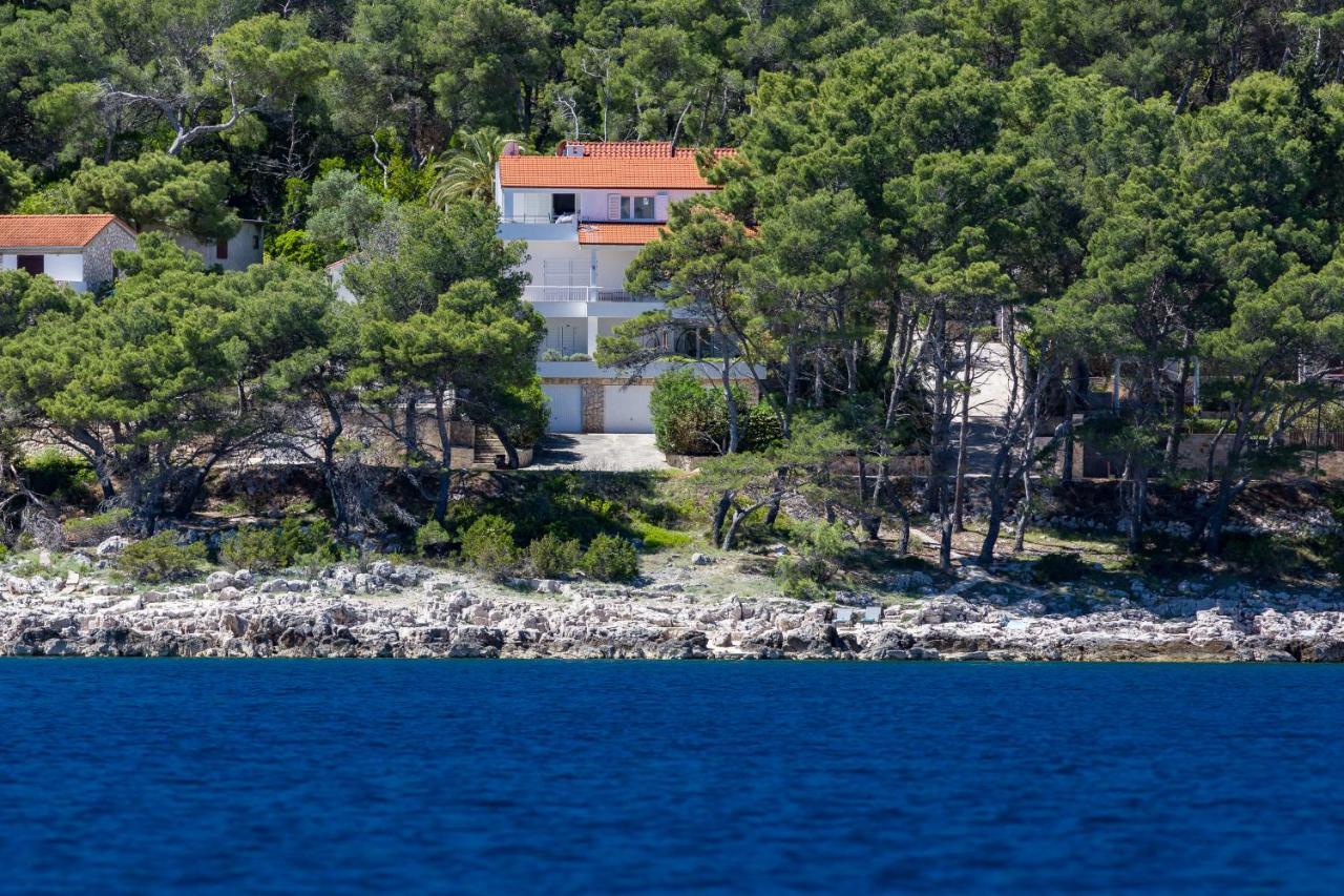 Apartments Dobronic Jelsa  Eksteriør bilde
